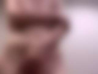 Live cam show with RosauraGalam - Skinny on x69.live