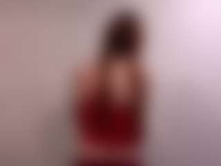 Live cam show with RosauraGalam - Public Brown Hair on AdultVida.com