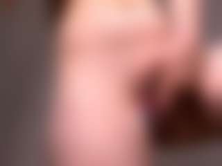 RosauraGalam's Live Sex Cam Show