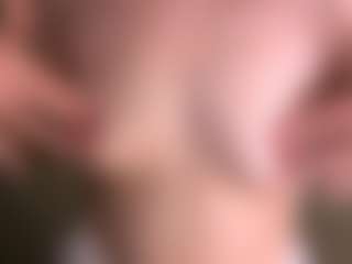 RosauraGalam's Live Sex Cam Show