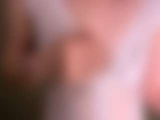 Live cam show with RosauraGalam - Green Eyes on Dare Cams