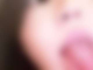 Live cam show with RossieJablonowski - Moaning on Camsoda