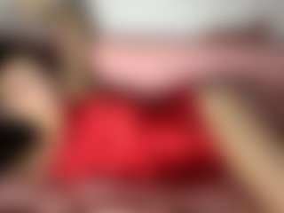 Live cam show with RossieJablonowski - Upskirt on Camsoda
