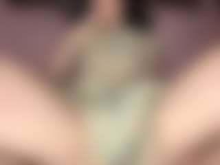 Live cam show with RossieJablonowski - Moaning on Mixed Magazine Live