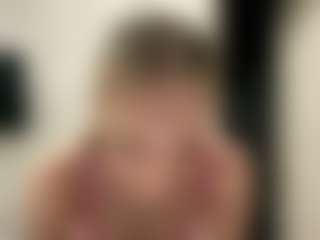 Live cam show with Annie - Spank on iamadamtest123.com