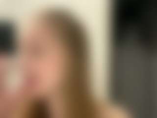 Live cam show with Annie - Horny on googirlz