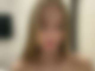 Live cam show with Annie - Toys on friskycurves.com