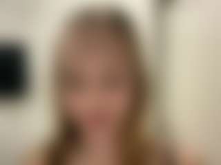 Live cam show with Annie - Flashing on 1on1-livenow