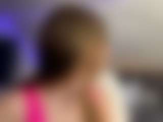 Live cam show with Annie - Domination on AdultVida.com