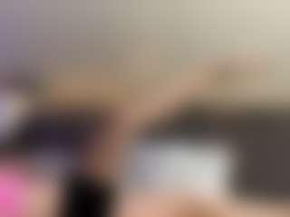 Live cam show with Annie - Domination on Milfs Live