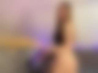 Live cam show with Annie - Blonde Hair on https://playwithruby.com