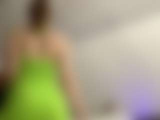 Live cam show with Annie - Blonde Hair Shaved Pussy on fapnchat