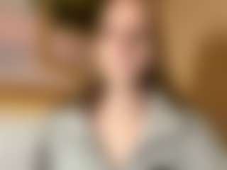 Live cam show with Annie - Blonde Hair Big Tits on makecum.org