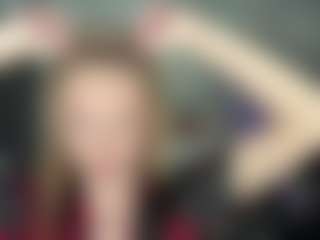 Live cam show with Annie - Domination on CSO-WL