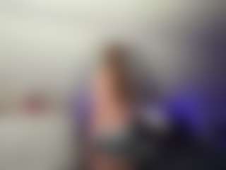 Live cam show with Annie - Ass Clapping on fapnchat