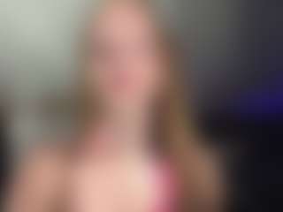 Live cam show with Annie - Ass Bouncing on TeamSkeetLive