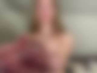 Live cam show with Annie - Bedroom Blonde Hair on sexylive.show