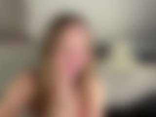 Live cam show with Annie - Public Big Tits on liverealitysex.com