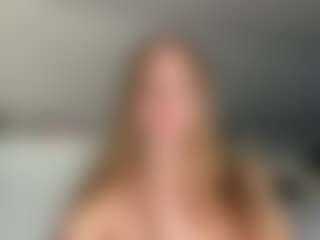Live cam show with Annie - Domination on Hubzter Live