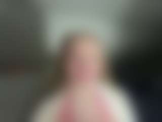 Live cam show with Annie - Sexy on hotwifechat.live