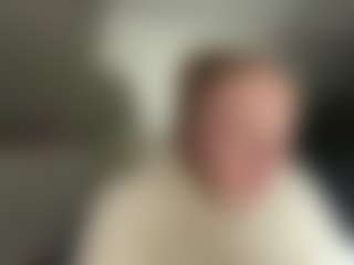 Live cam show with Annie - Blue Eyes on Big Tits
