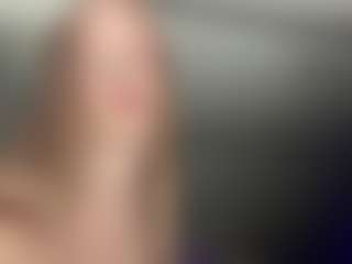 Live cam show with Annie - Fingers on Camsoda