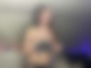Spettacolo in cam dal vivo con Annie - Domination su Camsoda