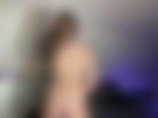 Live cam show with Annie - Bikini on Camsoda