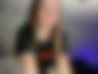 Live cam show with Annie - Sexy on CamClone