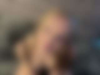 Live cam show with Annie - Blonde Hair Curvy on SpankPalCams