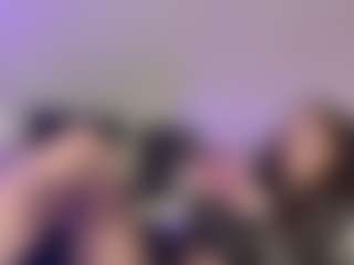 Live cam show with Annie - College on CamClone