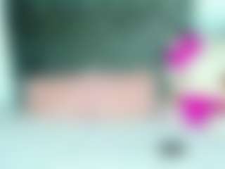 SexyJuliaa01's Live Sex Cam Show