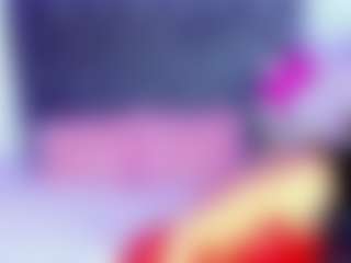 SexyJuliaa01's Live Sex Cam Show