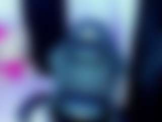 SexyJuliaa01's Live Sex Cam Show