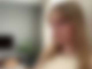 Live cam show with Kristie - Twerk on SinfulBabes