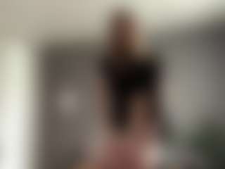 Live cam show with Kristie - Cock Rating on liverealitysex.com