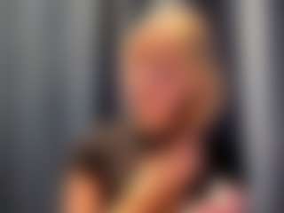Live cam show with Kristie - Ass Bouncing on Milfs Live