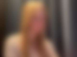 Live cam show with Kristie - Blue Eyes on xxxlivecams.org