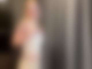 Live cam show with Kristie - Facial Piercings on slutload