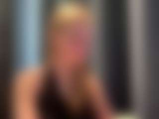 Live cam show with Kristie - Teen (18+) on Dare Cams