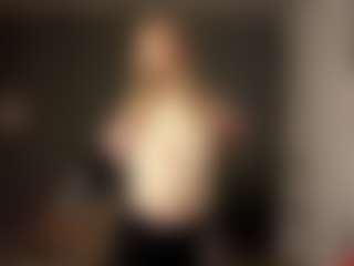 Live cam show with Kristie - Facial on SinfulBabes