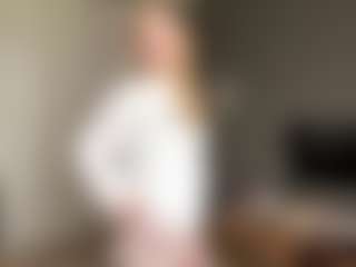 Live cam show with Kristie - Squirt Blonde Hair on Camsoda