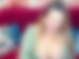 QueenMargo18's Live Sex Cam Show