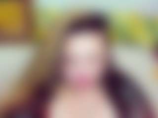 Live cam show with QueenMargo18 - Joi on StripNow