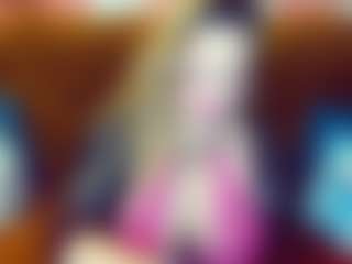 Live cam show with QueenMargo18 - Joi on crypto-cams