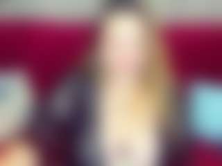QueenMargo18's Live Sex Cam Show
