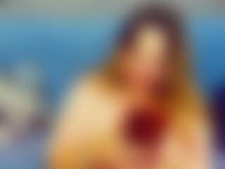 QueenMargo18's Live Sex Cam Show