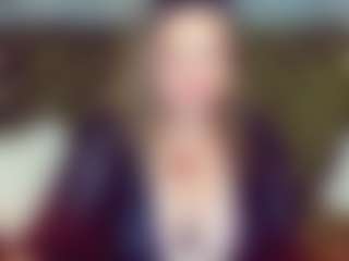 QueenMargo18's Live Sex Cam Show