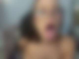 Live cam show with Samantha-evanss - Latina Petite on sexytreat.net | colombia
