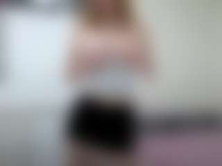 Live cam show with MillaSyphard - Upskirt on https://playwithruby.com